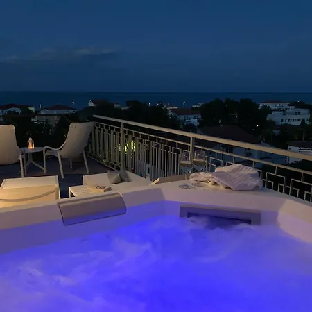 Admare - Lux - Minipiscina Vista Mare - Inclusa * Numana