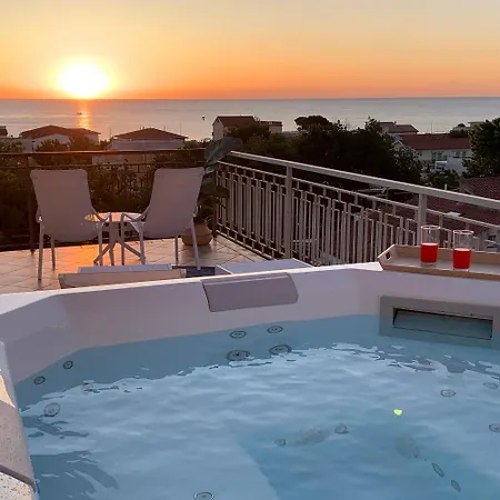 Admare - Lux - Minipiscina Vista Mare - Inclusa * Numana